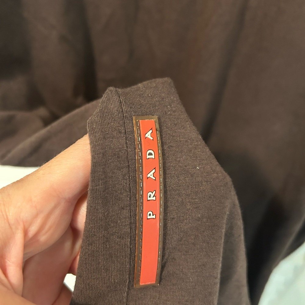 Prada Dark Brown Men's Tee with Red Accents - Picture 3 of 6